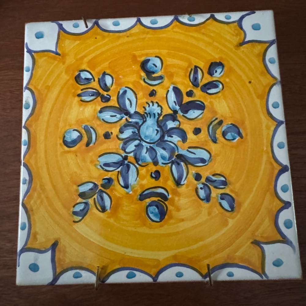Beautiful  Italian Hand-Painted Ceramic Tile💛💛💛💙💙💙